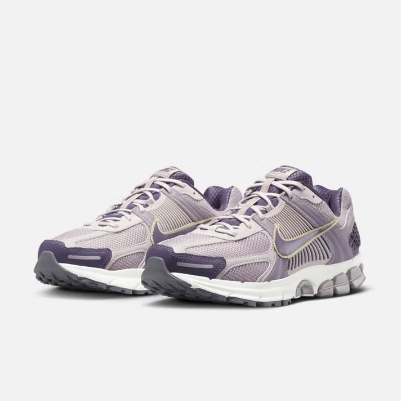 Nike's New Lightweight, Cushio - Men Shoes Must Have recension och pris