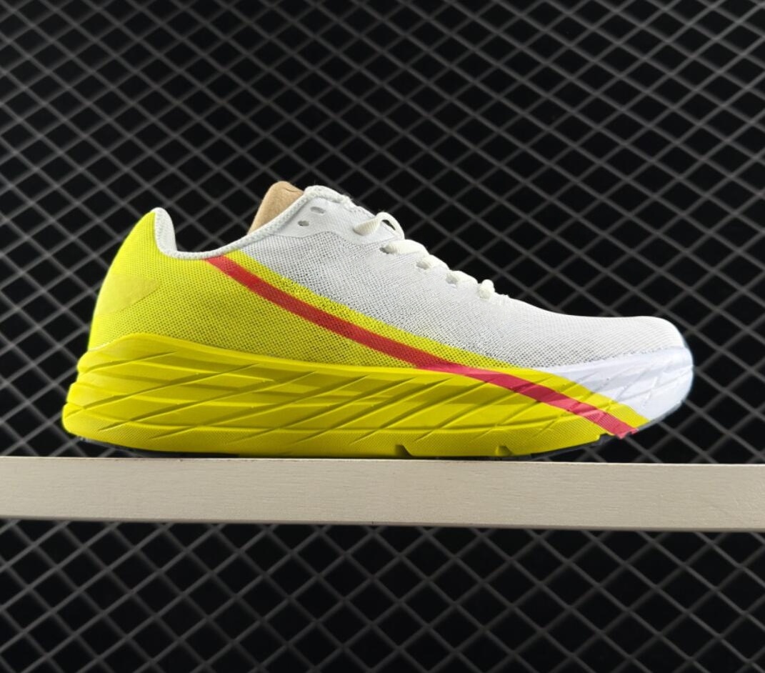 2026 Running Shoes ROCKET-X Me - Men'S Shoes Hoka recension och pris