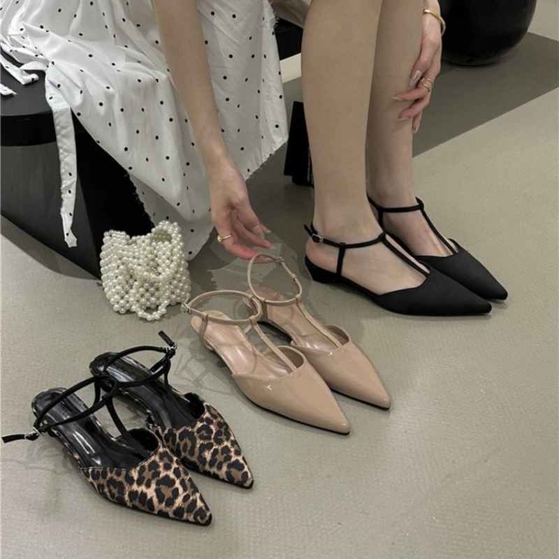 Womens Pointed Toe T-Strap Kit - Dress Shoe Pointed recension och pris