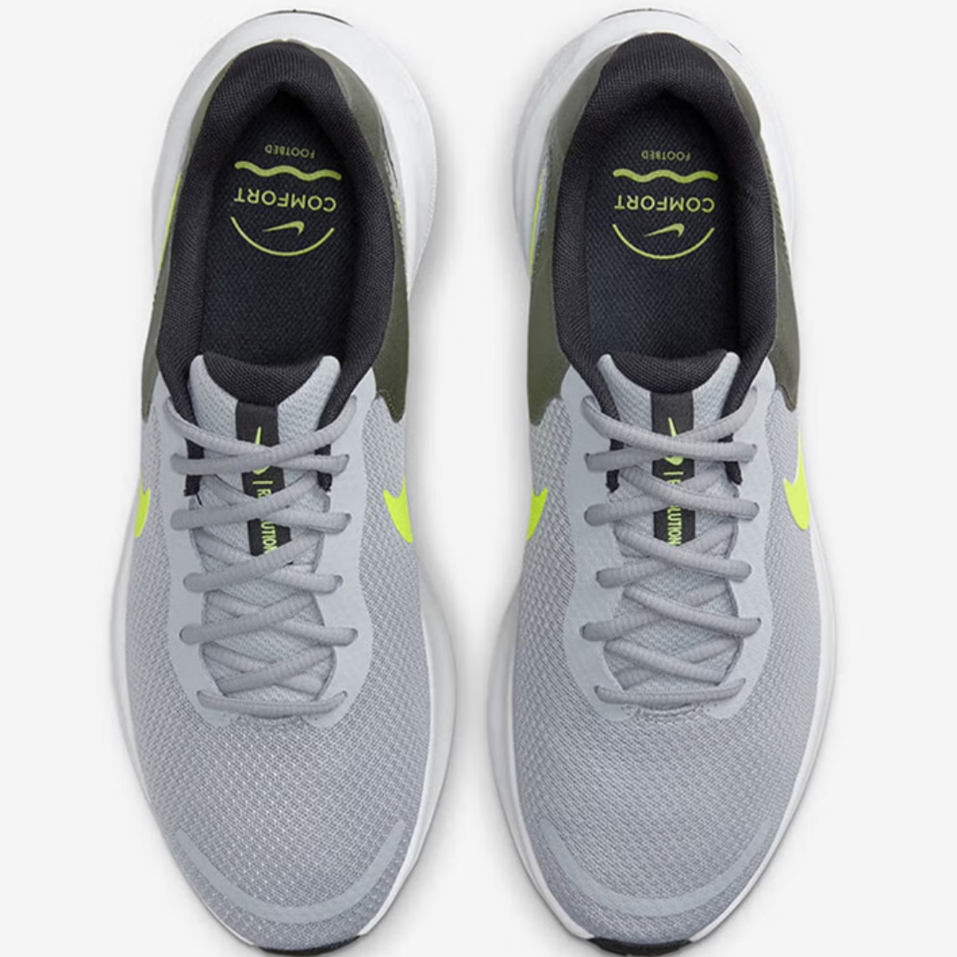 Nike's New Lightweight Soft-So - Men Shoes Must Have recension och pris