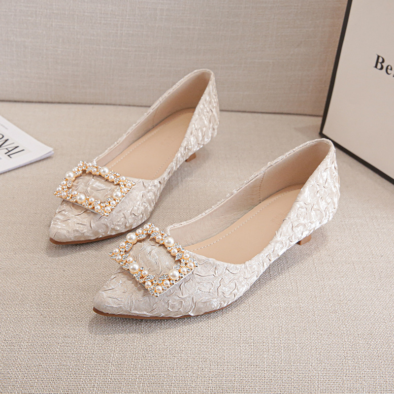 Ivory Textured Satin Pointed T - Dress Shoe Pointed recension och pris